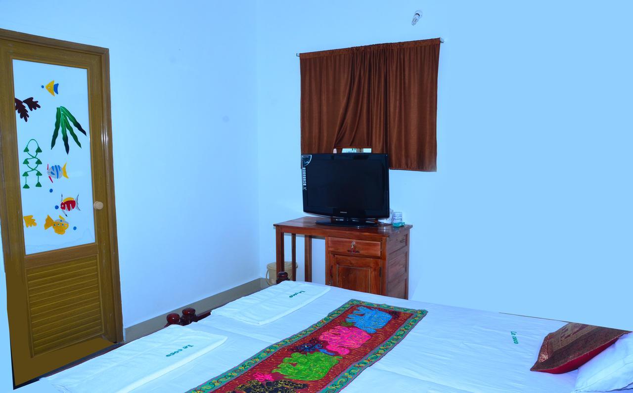 Le Coco Hotel Varkala Buitenkant foto