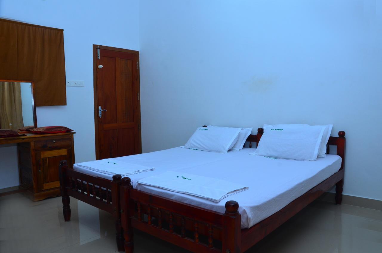Le Coco Hotel Varkala Buitenkant foto
